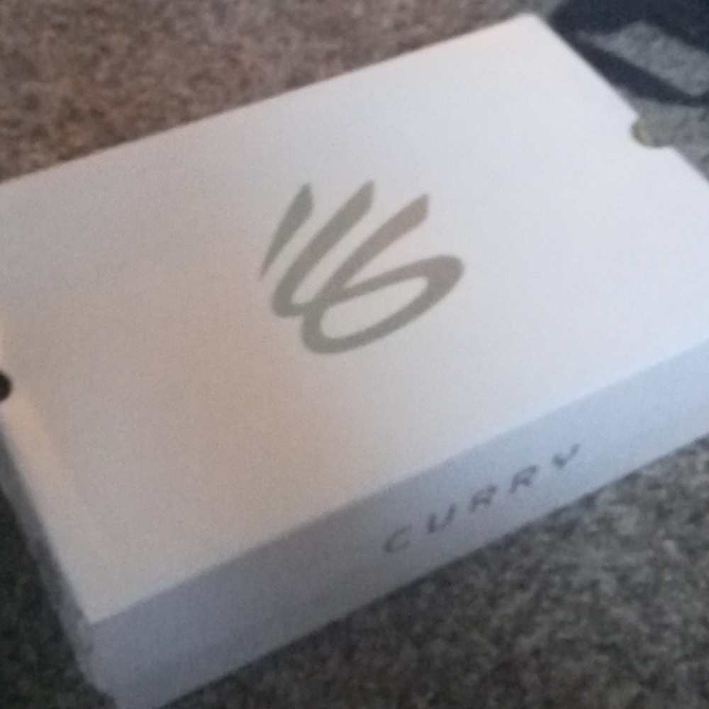 Curry 8 shoes